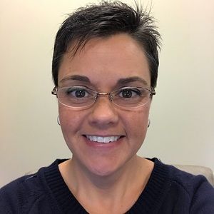 Meet your Posher, Laura